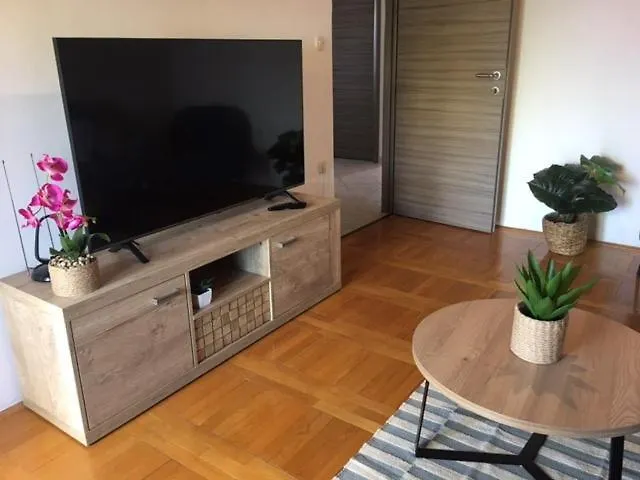 Apartment Nela Veprinac