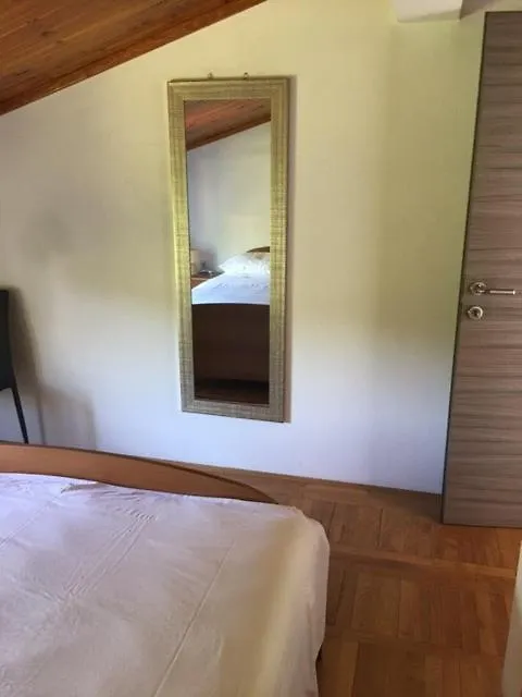 Apartment Nela Veprinac Croatia