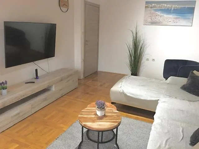 Apartment Nela Veprinac