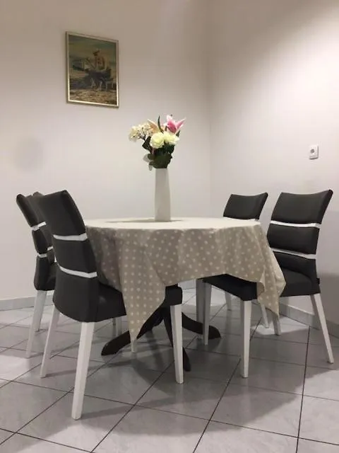 Apartment Nela Veprinac